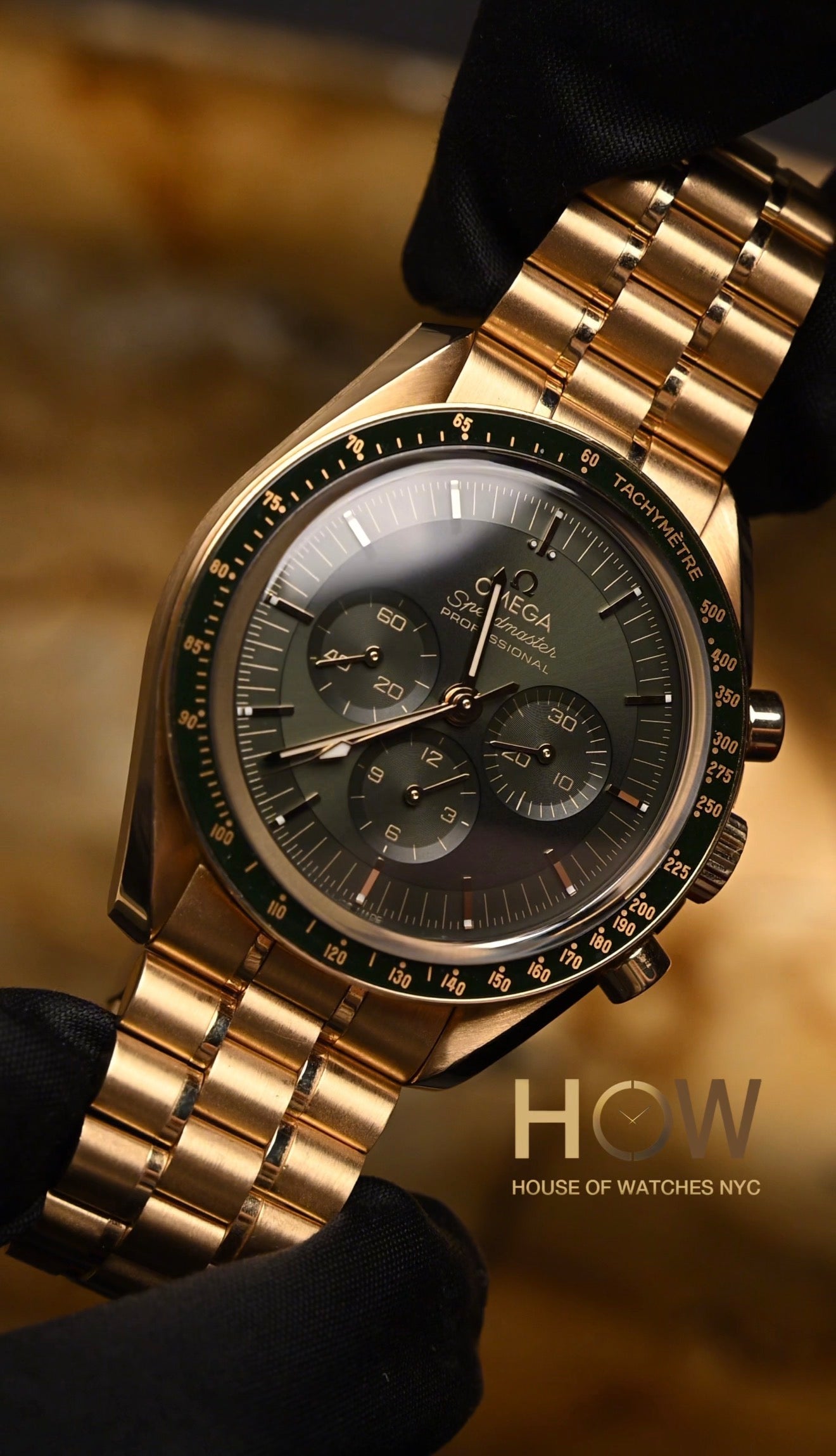 2023 Omega Speedmaster Professional "Moonshine Gold" Green Dial 18k Yellow Gold | 310.60.42.50.10.001